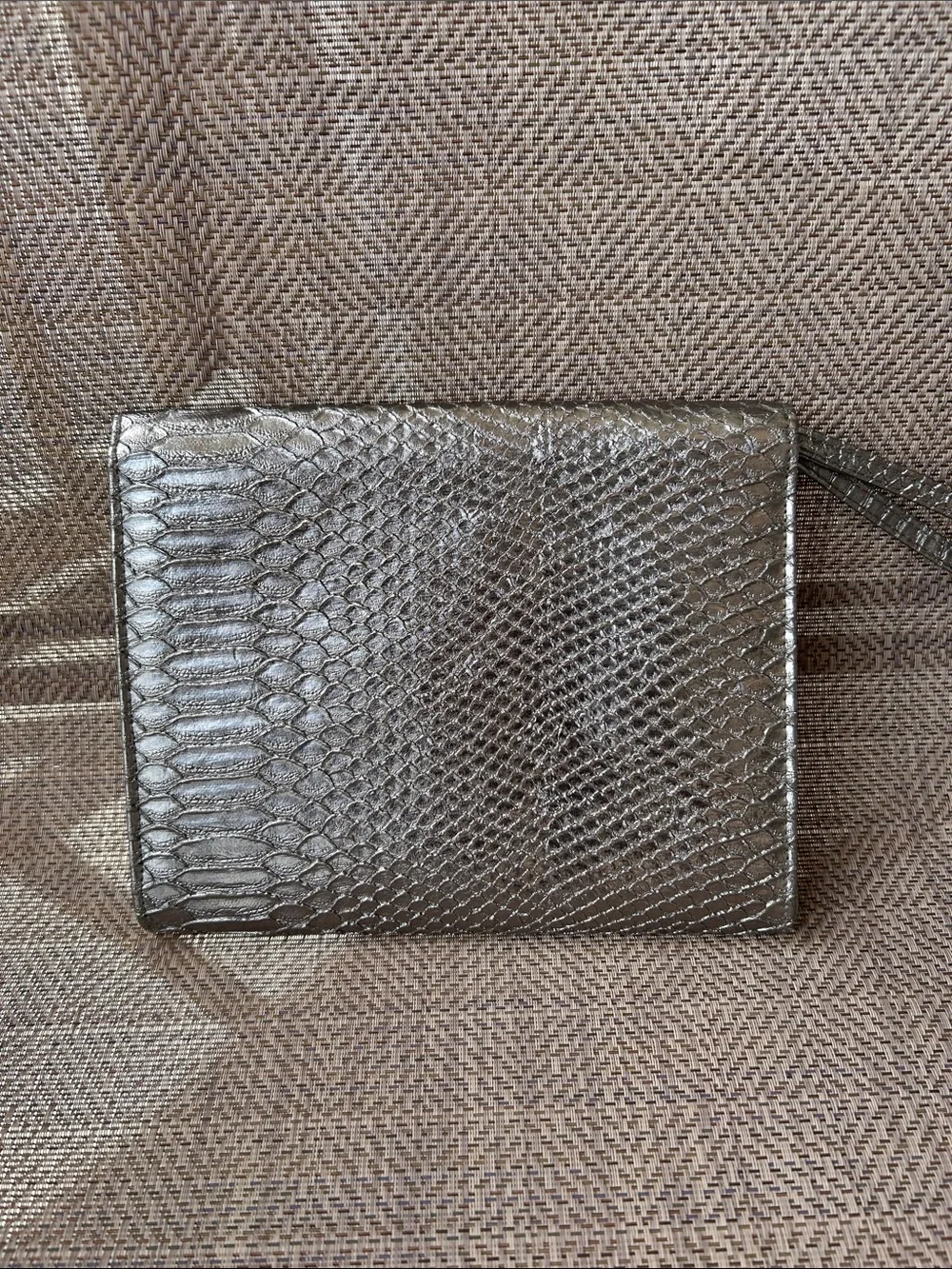 NIEMAN MARCUS Metallic faux snakeskin  Wristlet Clutch - Silver